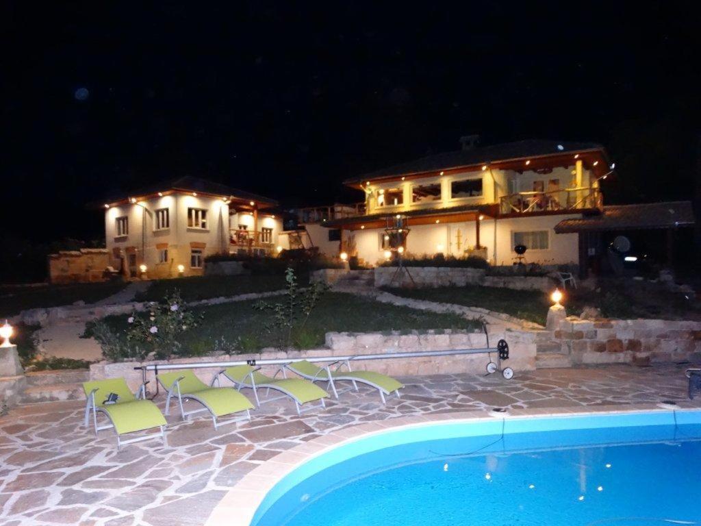 Guest House Biekorf Kostandenets Экстерьер фото